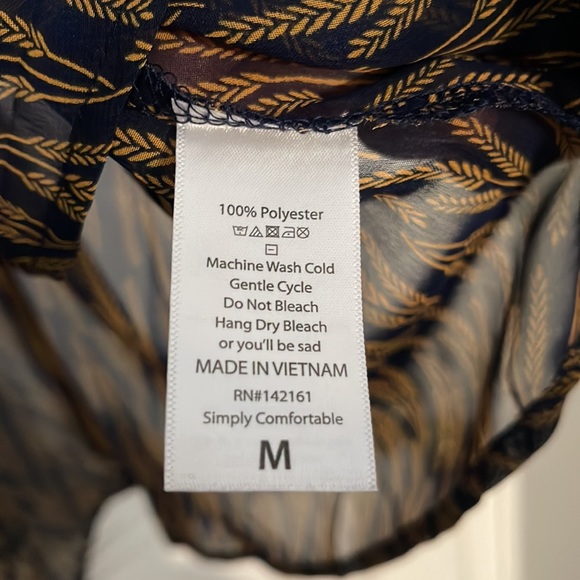 NWOT LuLaRoe Lindsay Sheer Cardigan - Picture 3 of 3